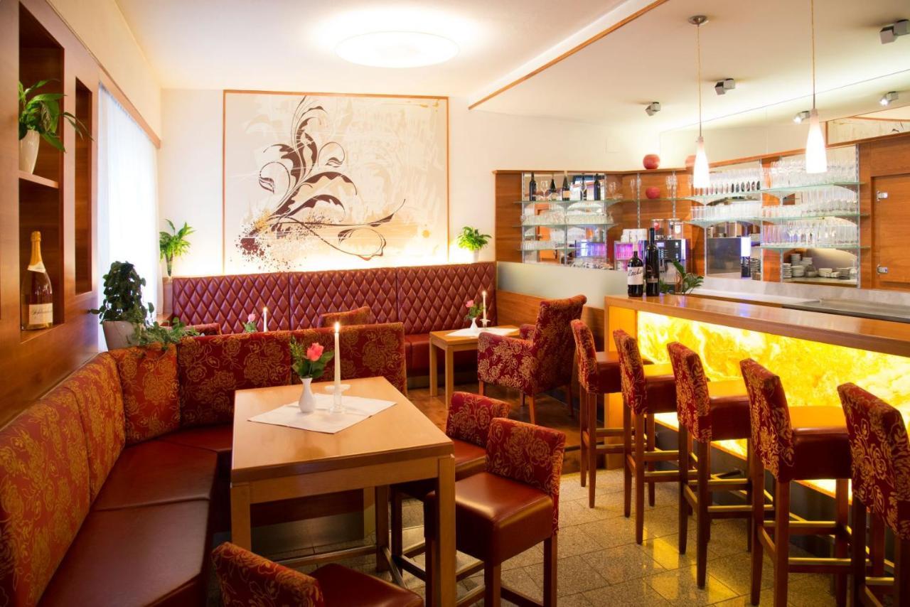 Schillerhof Hotel Garni Vocklabruck Bagian luar foto