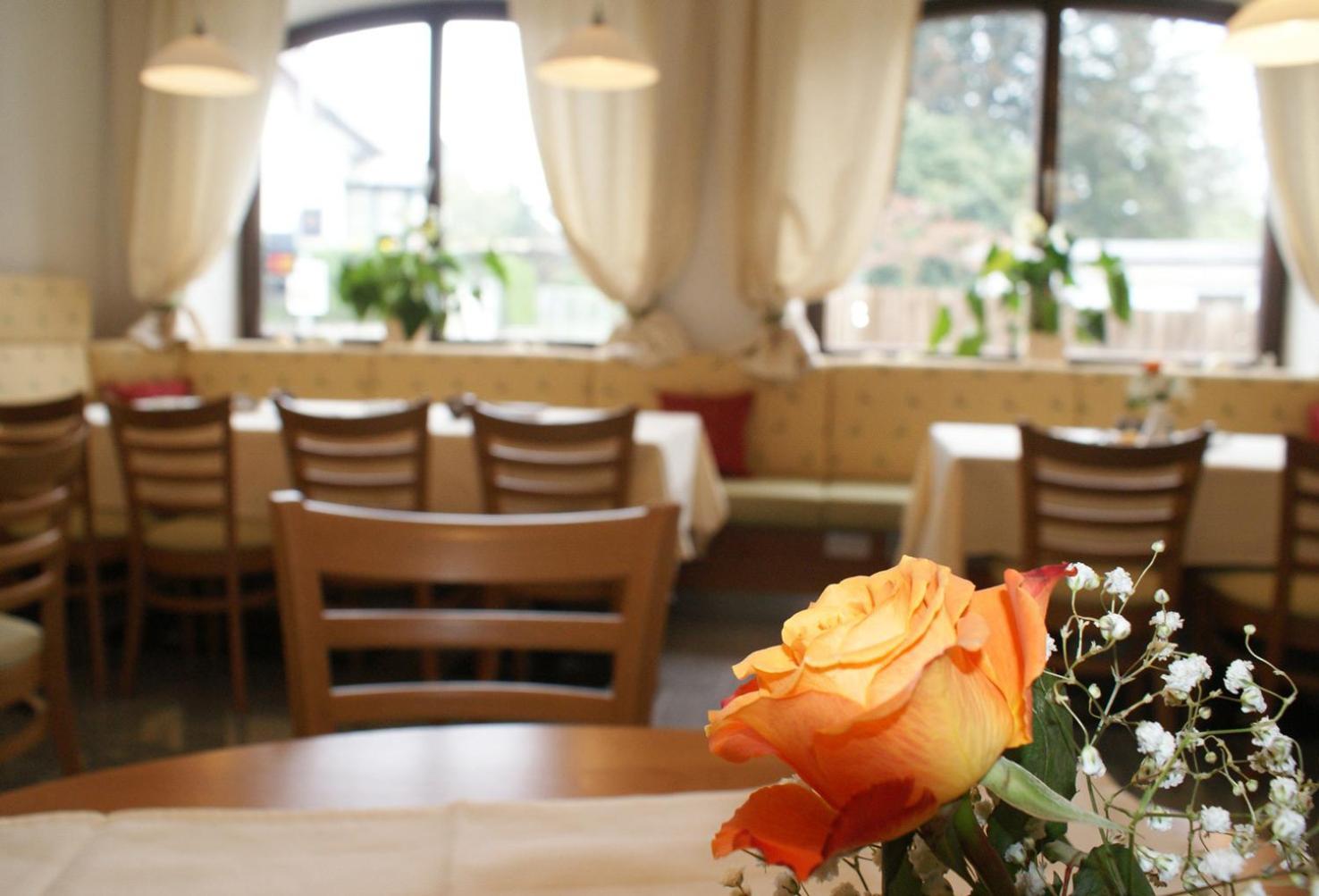 Schillerhof Hotel Garni Vocklabruck Bagian luar foto
