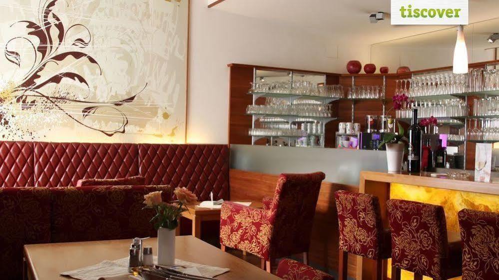 Schillerhof Hotel Garni Vocklabruck Bagian luar foto